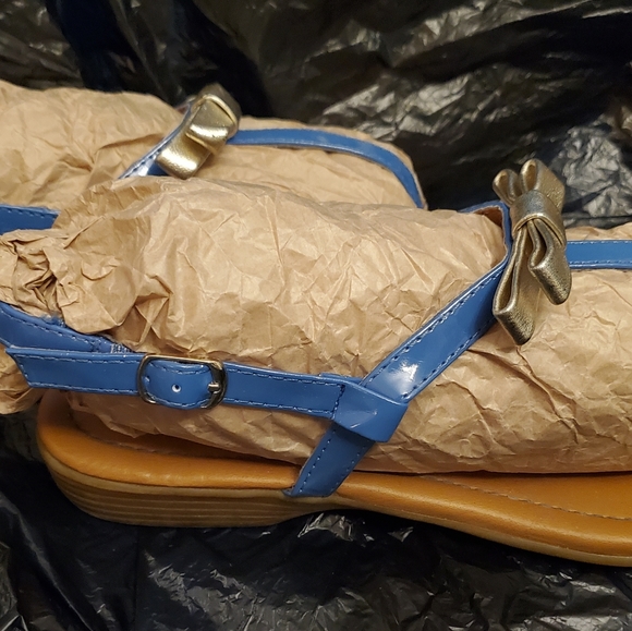 Women's Thong Sandals- Blue - Picture 8 of 15